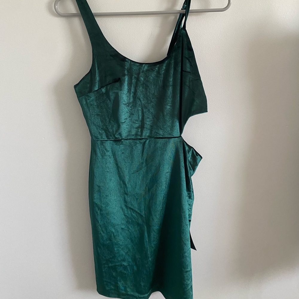 Brand new lulus dress